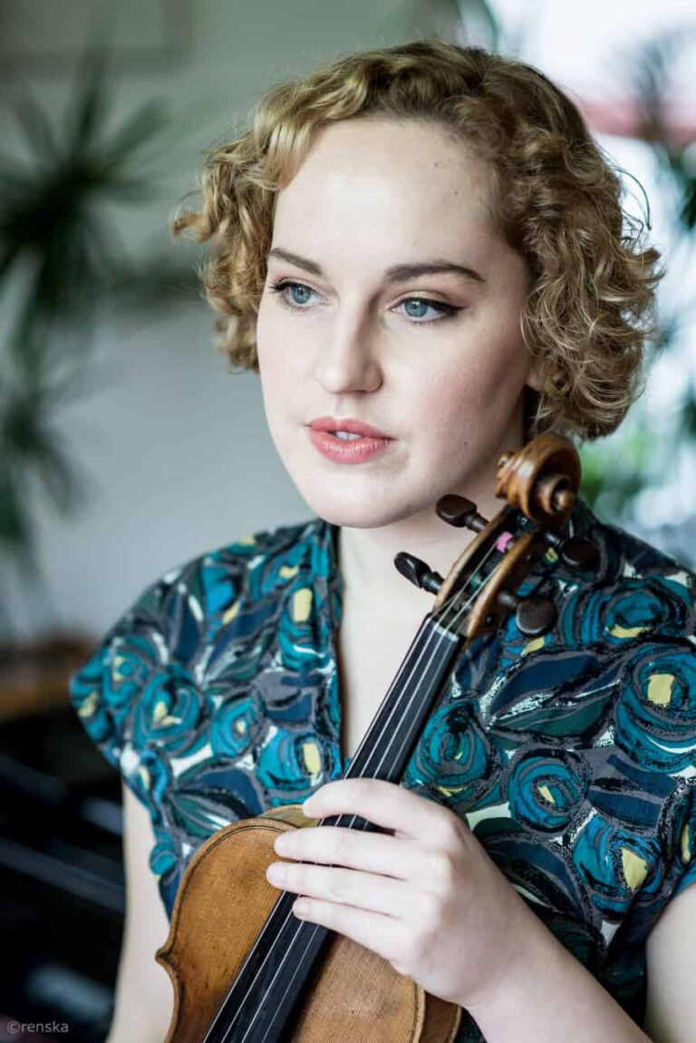 Eva de Vries – Divine Art Records